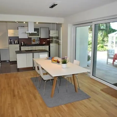 Hohrott 17 Bellevue I アパート *